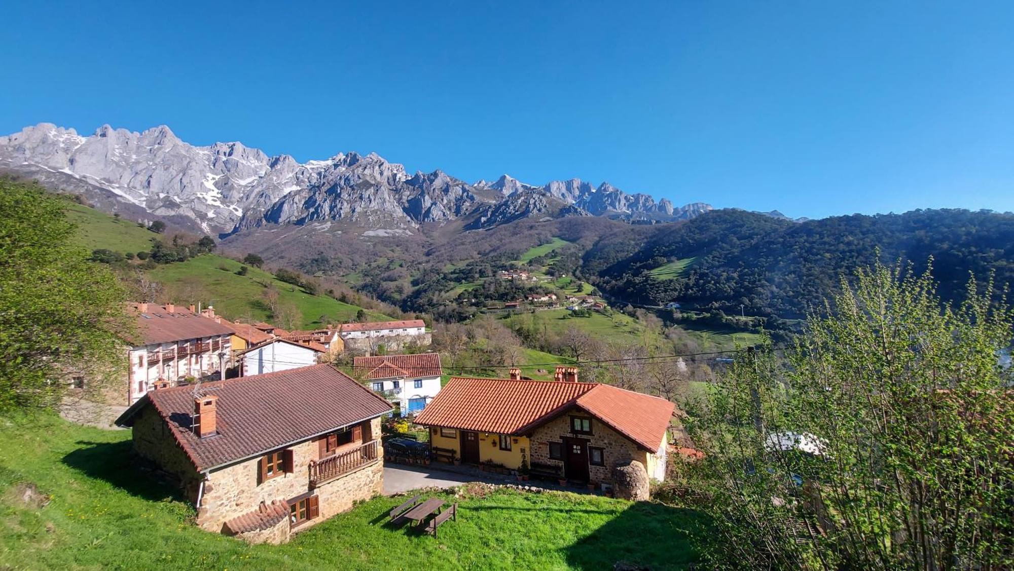 Apartamentos Rurales Los Picos De Redo Camaleño Exterior foto