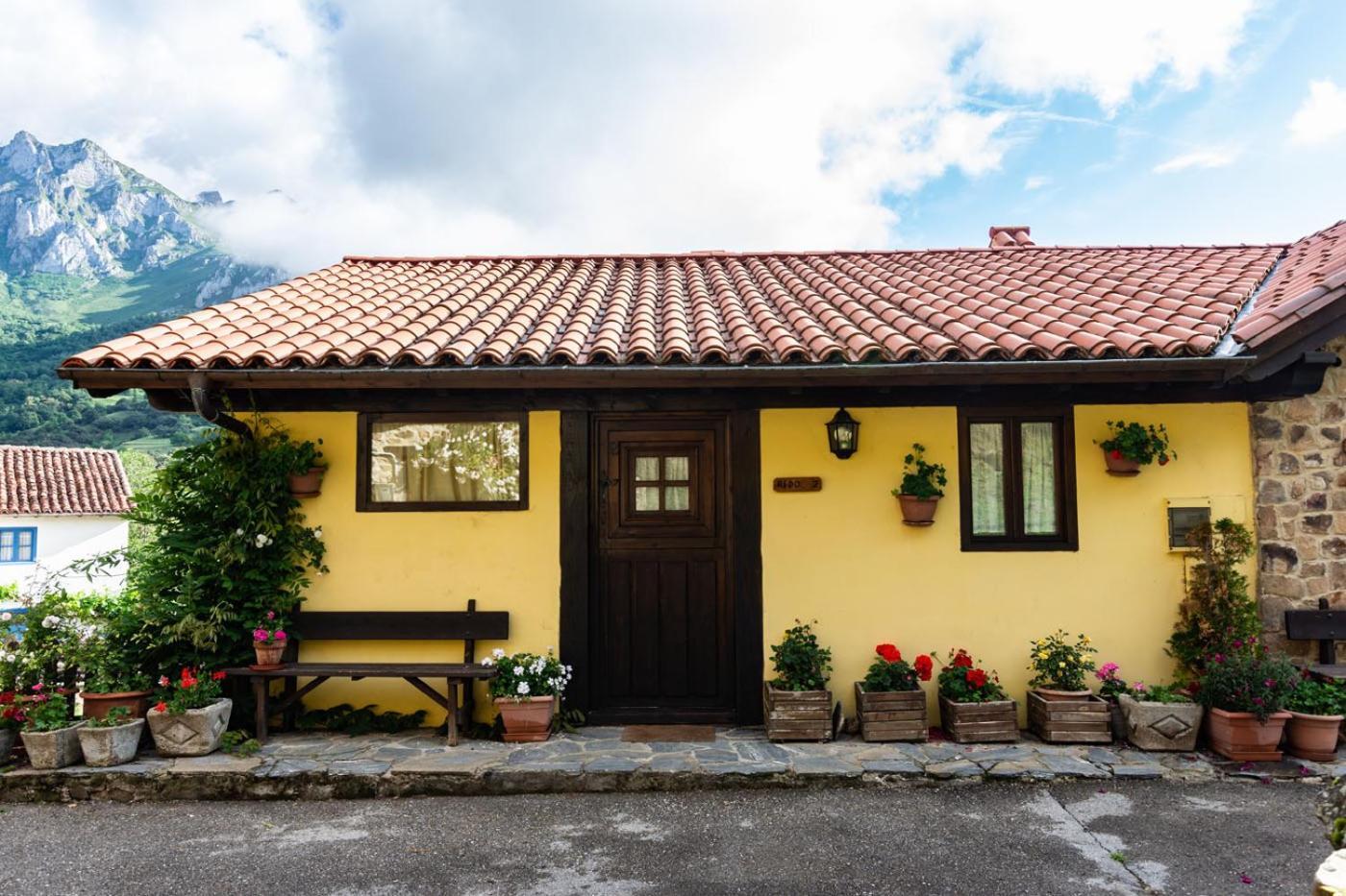 Apartamentos Rurales Los Picos De Redo Camaleño Exterior foto